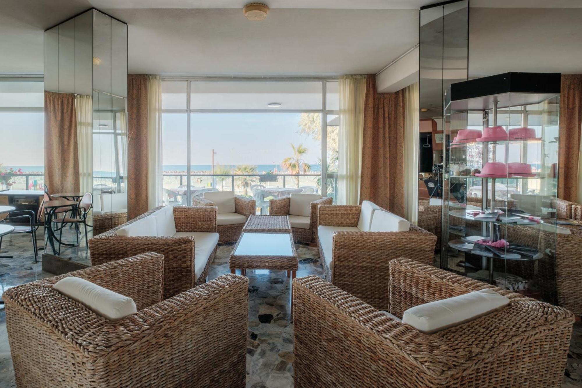 Hotel Crown Rimini Eksteriør billede