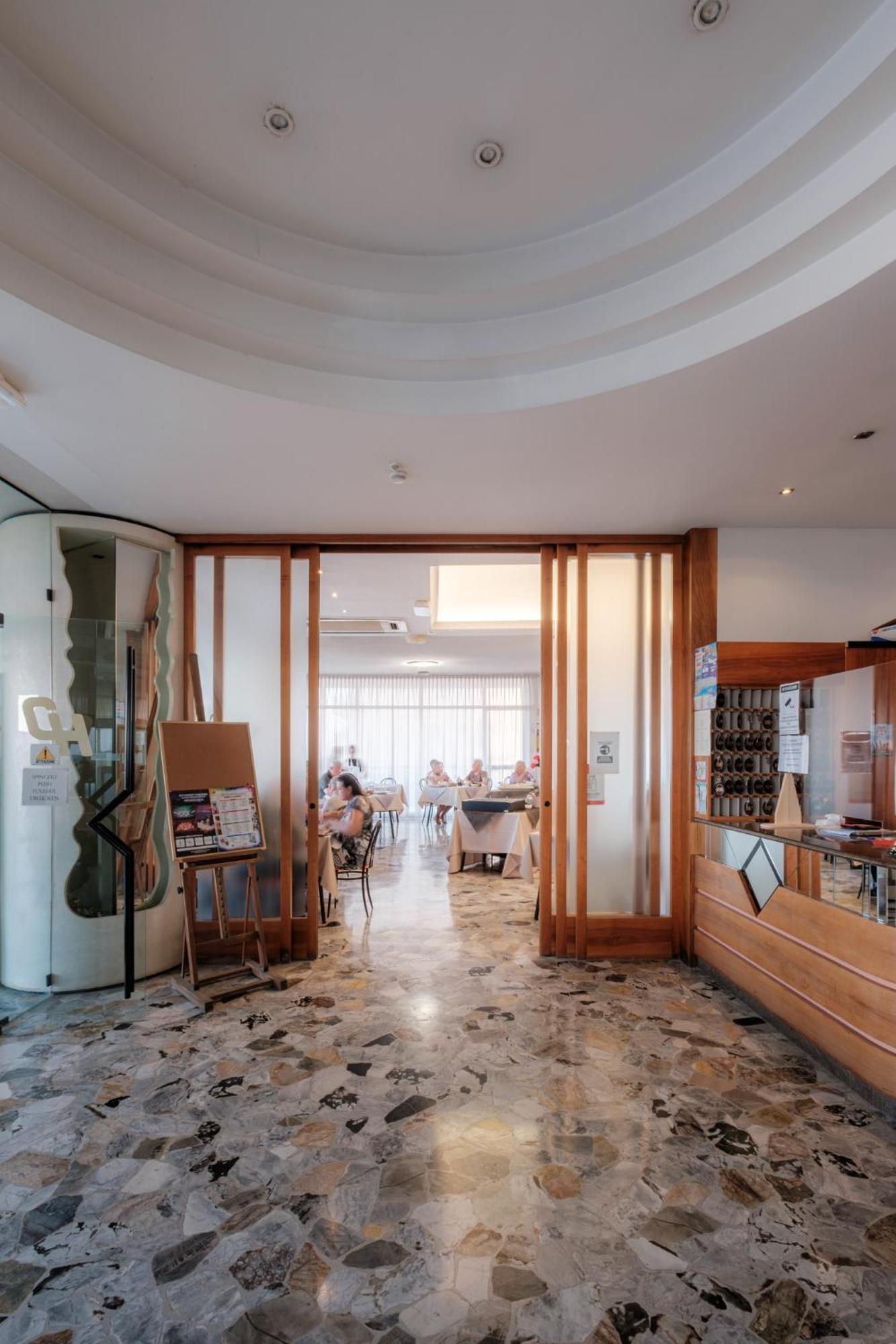 Hotel Crown Rimini Eksteriør billede